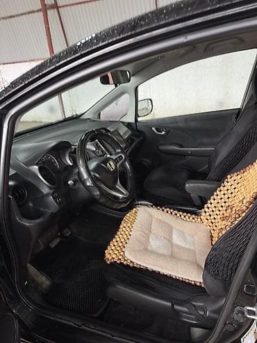 bid продажа: Honda Fit: 2010 г., 1.5 л, Автомат, Бензин, Хэтчбэк — 7