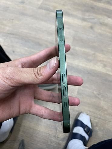 macbook 2012 pro: IPhone 13, Б/у, 128 ГБ, Зеленый, Чехол, 85 % — 1