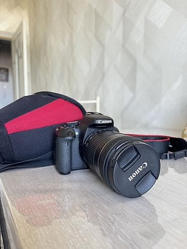 фотоаппарат canon: Зеркальная фотокамера Canon с поворотным экраном Комплект: - Камера — 1