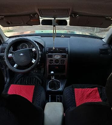 Ford Mondeo: 2003 г., 2 л, Механика, Бензин, Универсал — 6