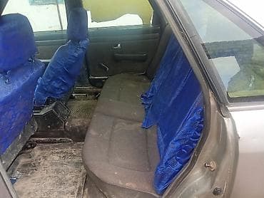 аудио техника: Audi 100: 1990 г., Ручные, Седан — 4