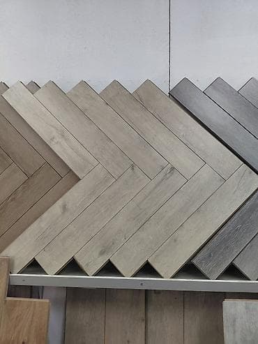 Ламинат английская елочка. 33 класс. Размер 60х10 см. Толщина 12мм