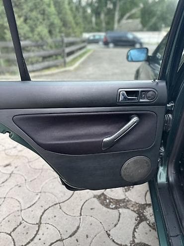 Volkswagen Bora: 2000 г., 1.6 л, Механика, Газ, Седан — 9