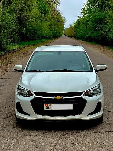 Chevrolet Onix: 2019 г., 1 л, Автомат, Бензин, Седан