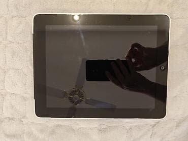 Планшеты: Планшет, Apple, память 16 ГБ, 9" - 10", 3G, Б/у, Классический цвет - Черный — 3