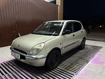 b v d: Daihatsu Storia: 1999 г., 0.9 л, Автомат, Бензин, Хэтчбэк — 1