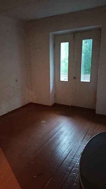 2 комнатная квартира в тунгуче: 3 комнаты, 60 м², 1 этаж, Старый ремонт — 4