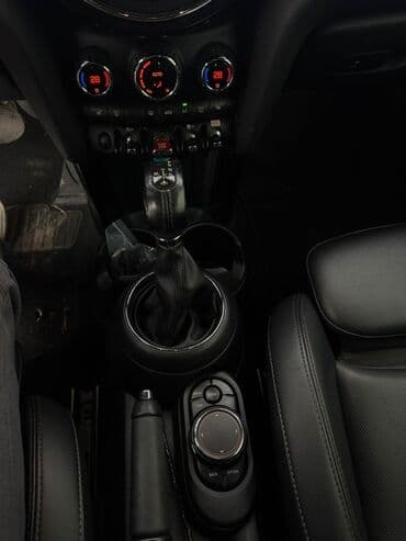 Mini: Mini Mini Cooper (2002-Present): 2019 г., 1.5 л, Автомат, Бензин, Хетчбек — 8