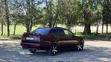mersedes e320: Volkswagen Vento: 1993 г., Седан — 3