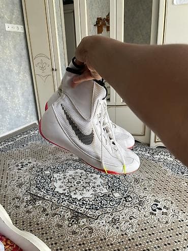 Мужские кроссовки, 43, 44, Nike, Новый, цвет - Белый, Платная доставка, Самовывоз