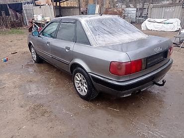 fj cruser: Audi 80: 1992 г., 2 л, Механика, Бензин, Седан — 4