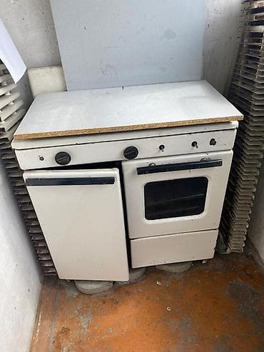 плита балыкчы: Газовая плита с духовкой и отсеком под баллон+газ баллон. Цена — 2