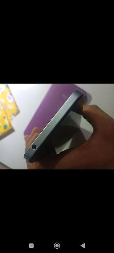 Смартфон Redmi (серия Note/номер не указан) в голубом цвете с — 4