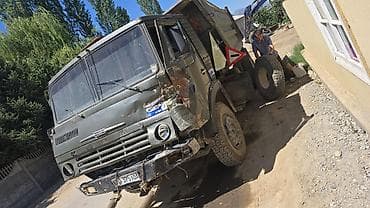 КАМАЗ самосвал, 6x4 - Полноразмерный самосвальный кузов с задней at lalafo.kg КАМАЗ самосвал, 6x4 - Полноразмерный самосвальный кузов с задней