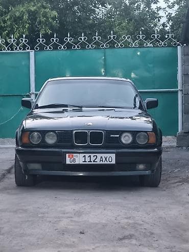 vin code: BMW 5 series: 1992 г., Седан — 4