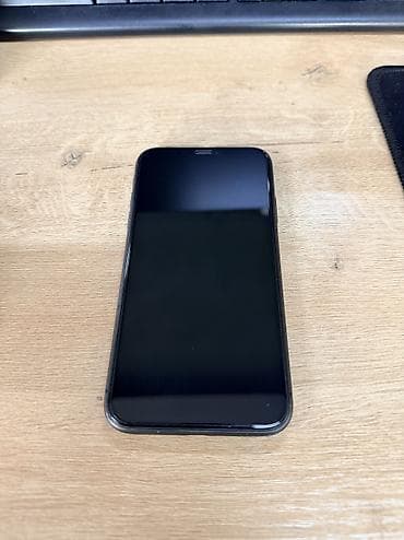 nokia e7: IPhone 11, Б/у, 128 ГБ, Черный, Чехол, Коробка — 5