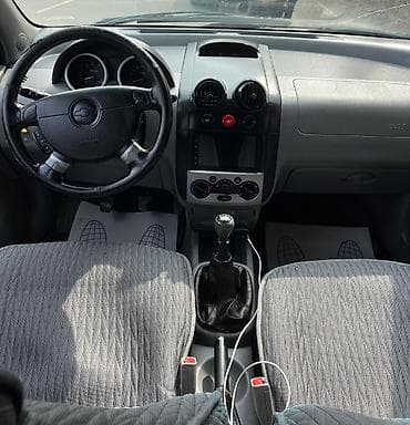 Chevrolet: Chevrolet Aveo: 2004 г., 1.4 л, Ручные, Бензин, Хэтчбэк — 3