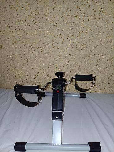 детские тренажеры: Домашний велотренажёр-педальный мини-байк с компьютером - Компактный — 4