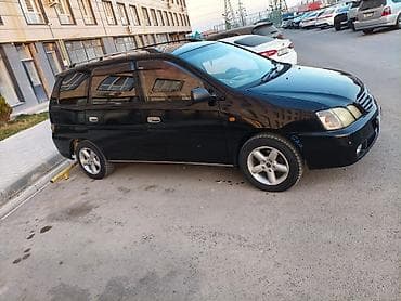 гранд хайландер: Toyota Gaia: 2000 г., Минивэн — 3