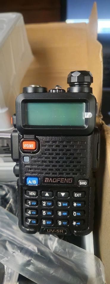 радиола: Рации Baofeng UV-5R (двухдиапазонная) Новые. Цена за 1шт. - Мощность — 2