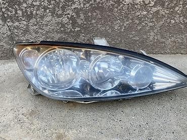 Передняя правая фара Toyota 2004 г., Б/у, Оригинал, ОАЭ