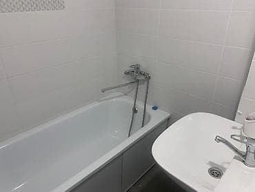 Бөлмөлөр: 1 бөлмө, Менчик ээси, Жарым -жартылай эмереги бар — 5