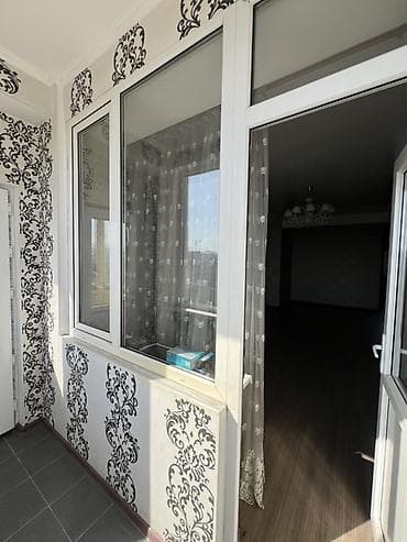 Застеклённая лоджия с выходом из комнаты - Пластиковые окна по at lalafo.kg Застеклённая лоджия с выходом из комнаты - Пластиковые окна по