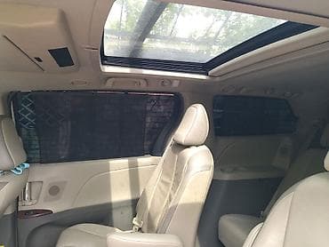 Toyota: Toyota Sienna: 2011 г., 3.5 л, Автомат, Бензин, Минивэн — 3