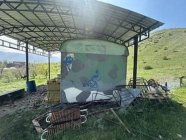 вагондор: Бытовка/вагончик на раме под навесом - Металлический каркас и — 2