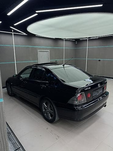 infinity g35: Lexus IS: 2004 г., 2 л, Автомат, Бензин, Седан — 4