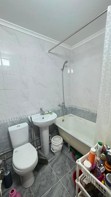 сьемная квартира: 2 комнаты, 49 м², 9 мкр 104 серия, 4 этаж, Евроремонт — 6