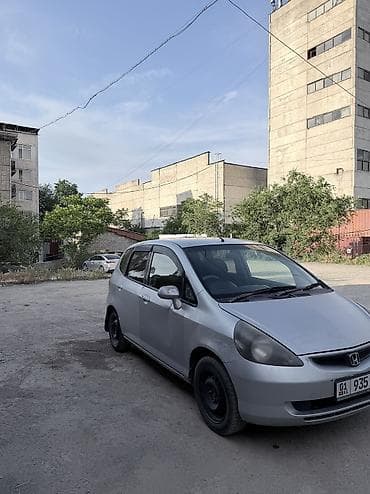 rf 2: Honda Fit: 2002 г., 1.3 л, Вариатор, Бензин, Хэтчбэк — 2
