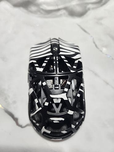 logitech g pro: Продаю мышку, пользовался где то пол года. Состояние хорошее, комплект — 5