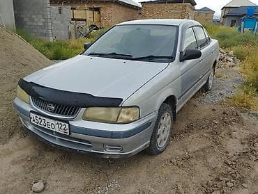 Nissan Sunny: 2000 г., Автомат, Седан — 2