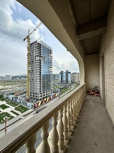 Батирлер: 5 жана андан көп, 318 м², Элитка, 12 кабат, Даяр ПСО (өзү оңдоп түзөтүп бүтүү үчүн) — 8