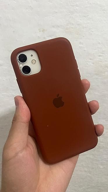 IPhone 11, Б/у, 64 ГБ, Белый, Чехол, 100 %