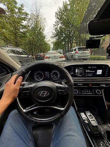 Hyundai Sonata: 2019 г., 0.2 л, Автомат, Газ, Седан — 8