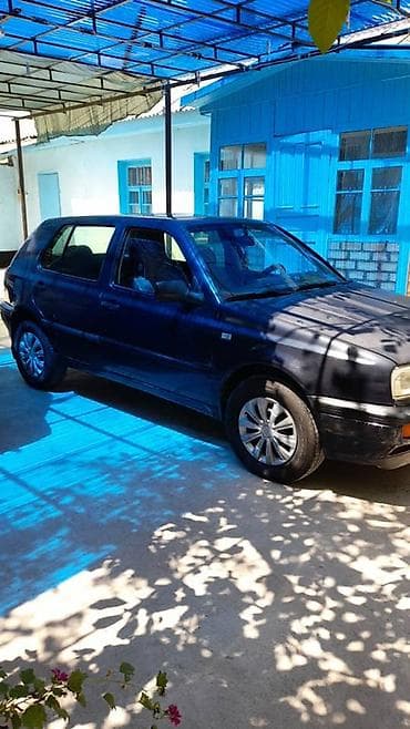 унаа бишкек авторынок: Volkswagen Golf: 1994 г., 1.6 л, Кол менен иштөөчү, Бензин, Хетчбек — 1