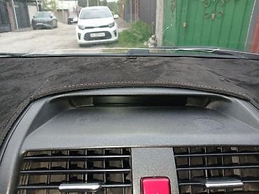 авто чехлы для сиденья: Алькантара Накидка на панель Honda, цвет - Черный, Новый — 6