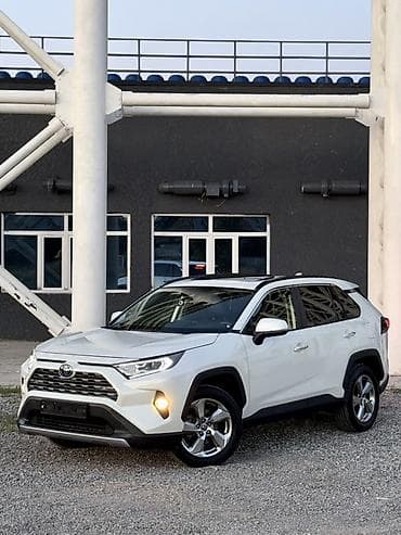 Toyota RAV4: 2019 г., 2.5 л, Автомат, Гибрид, Кроссовер