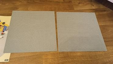 chrysler eagle talon: Серые базовые пластины LEGO (оригинал). - Цвет: light gray. - Формат — 2