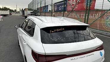 Транспорт: BYD E2: 2022 г., Электромобиль, Кроссовер — 6