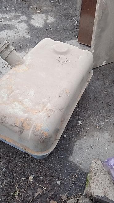 Топливные баки: Топливный бак — 3