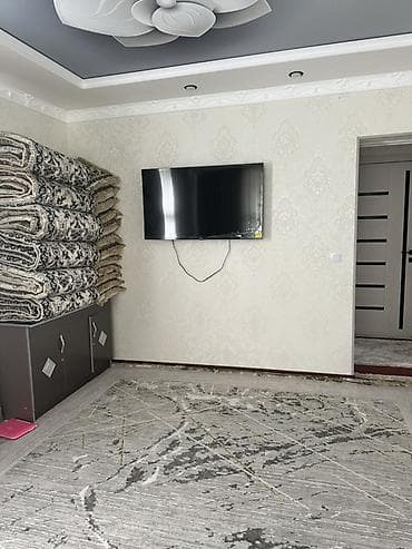 бассейин б у: 3 комнаты, 65 м², Сталинка, Дизайнерский ремонт — 1