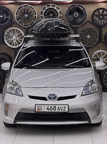 Унаа: Toyota Prius: 2014 г., 1.8 л, Автомат, Гибрид, Универсал — 2