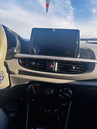 eclipse cross: Kia Morning: 2019 г., 1 л, Автомат, Бензин, Хэтчбэк — 4