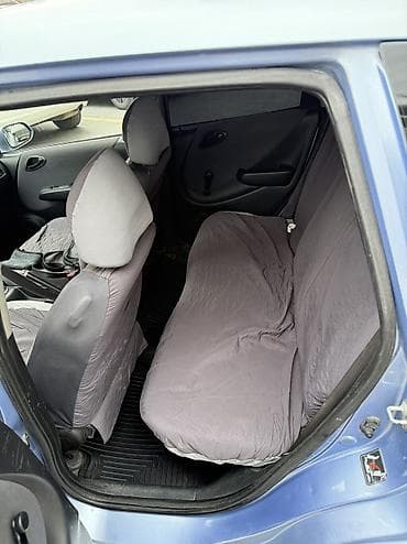Продажа авто: Honda Jazz: 2003 г., 1.4 л, Механика, Бензин, Хэтчбэк — 7