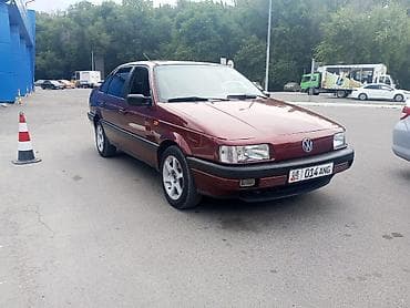нетта л: Volkswagen Passat: 1993 г., 2 л, Бензин, Седан — 4