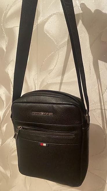 Классическая сумка, Tommy Hilfiger, Материал: Натуральная кожа, Застежка на молнии, Мужские, Б/у