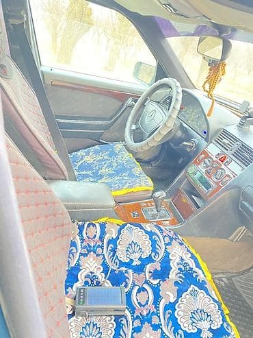 v klass: Mercedes-Benz C-Class: 1995 г., 1.8 л, Седан — 5